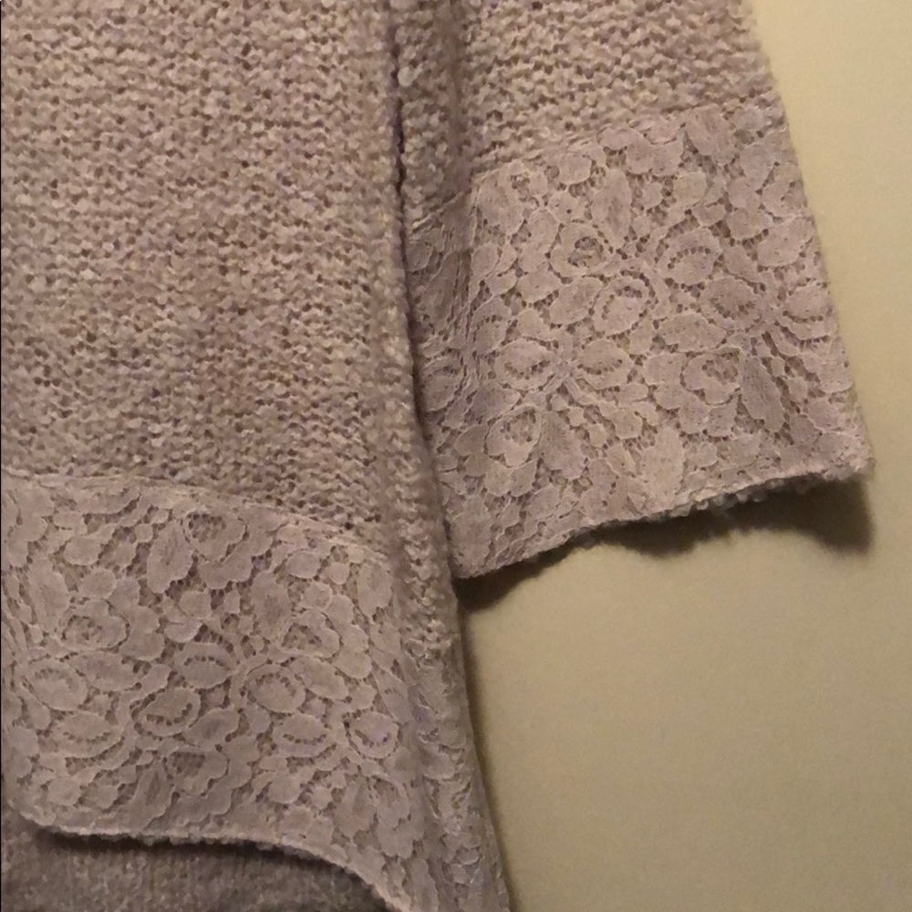 Blouse - Picture 3 of 4